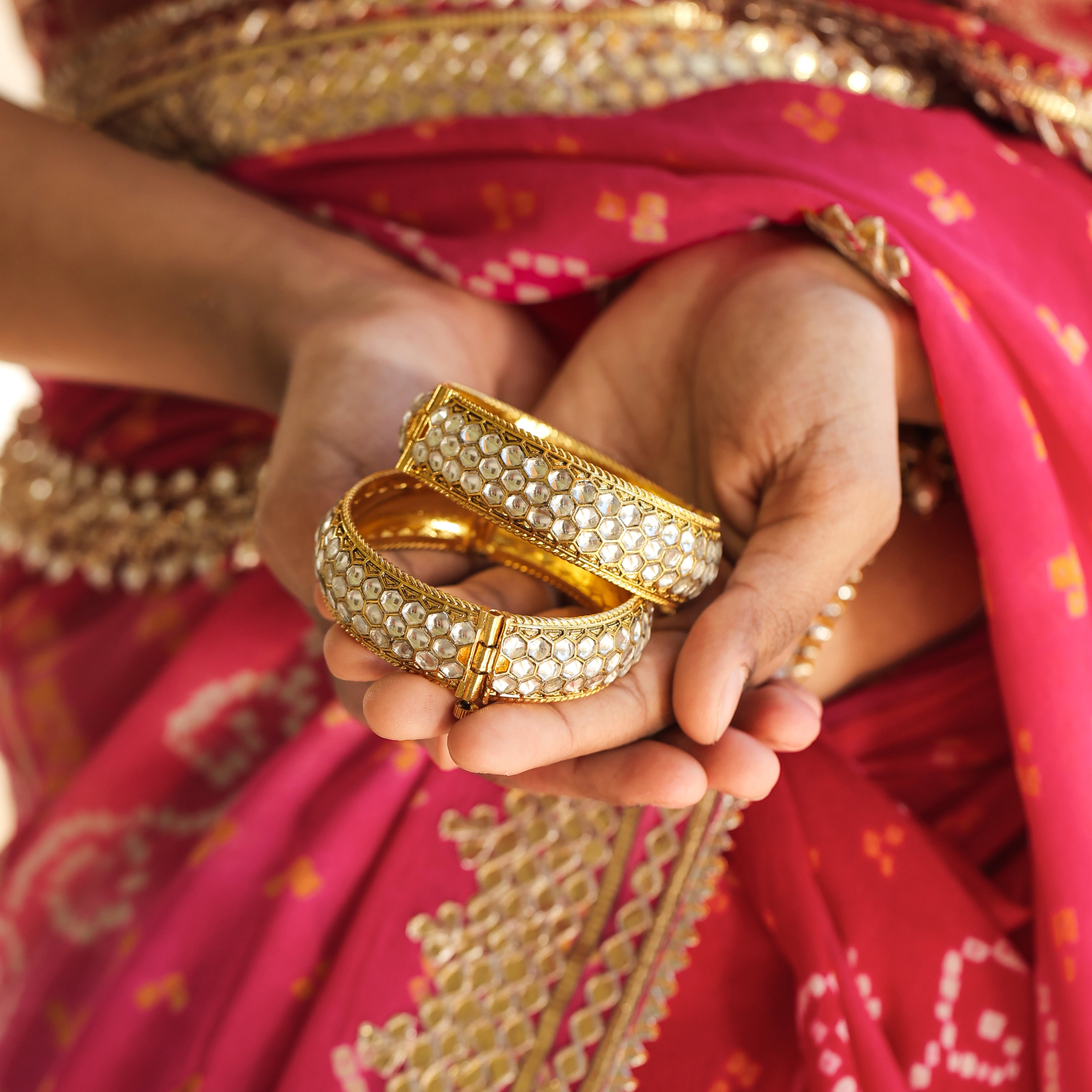 MDB414- White Colour Gold Plated Jadau Kundan Bangle