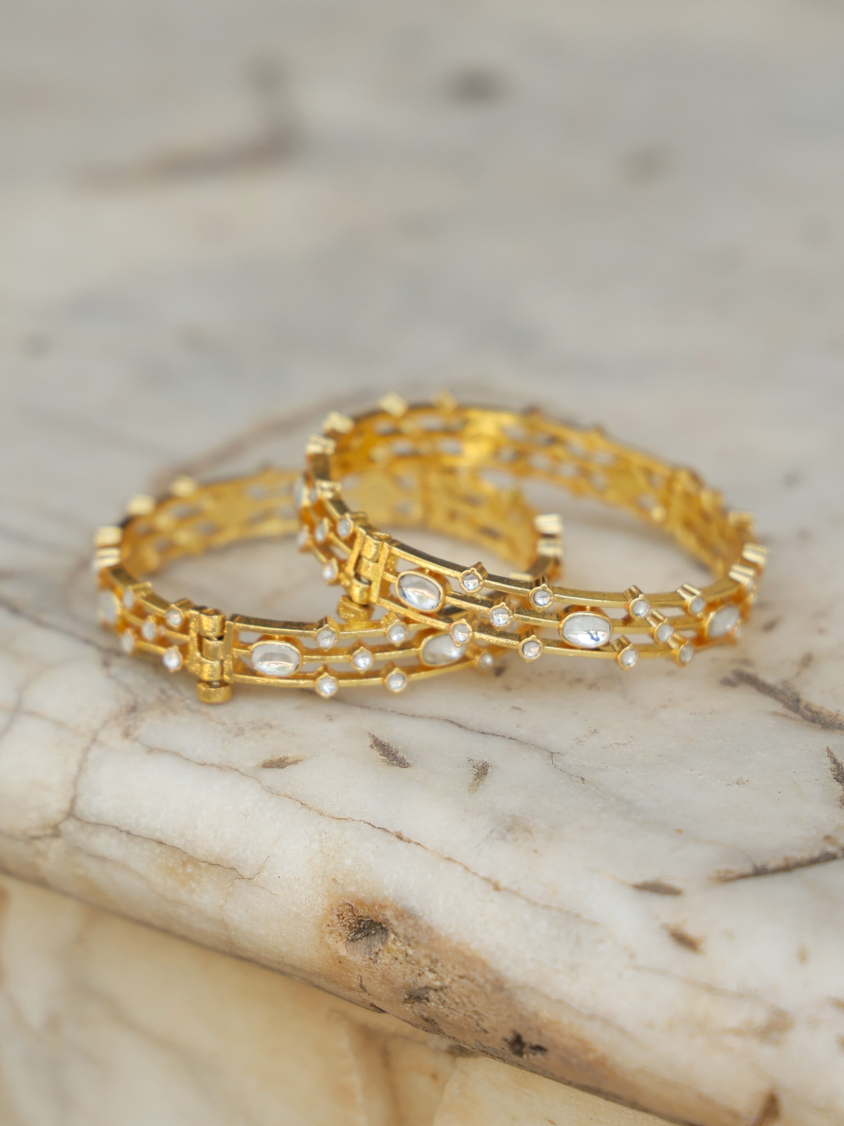 MDB364- White Colour Gold Plated Jadau Kundan Bangle
