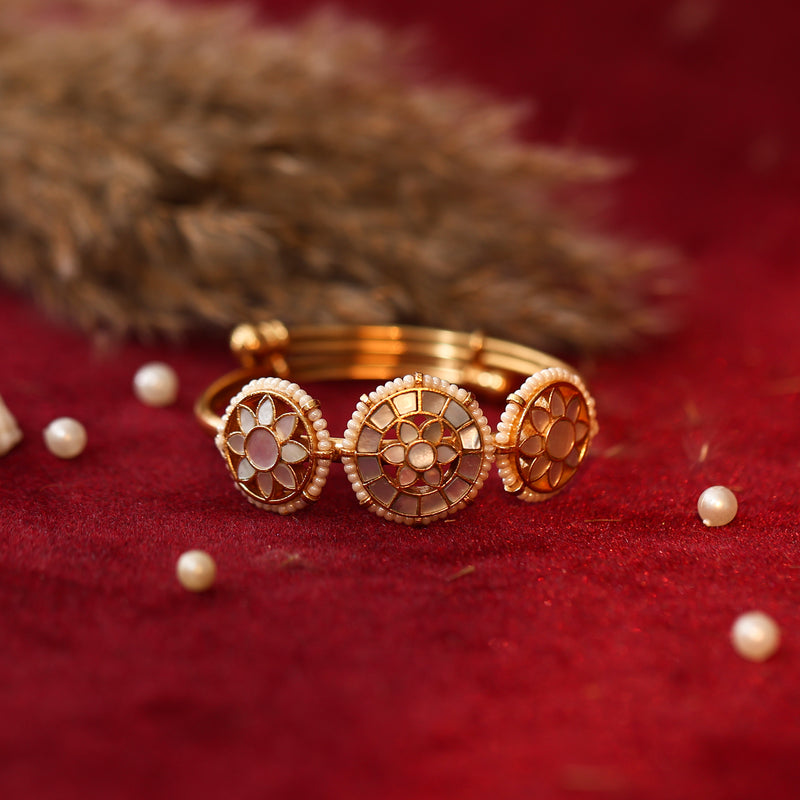 MDB644- White Colour Gold Plated Mother of Pearl Bracelet