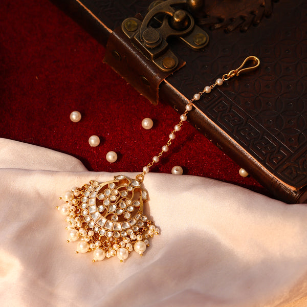 MDT419- White Colour Gold Plated Jadau Kundan Maang Tika