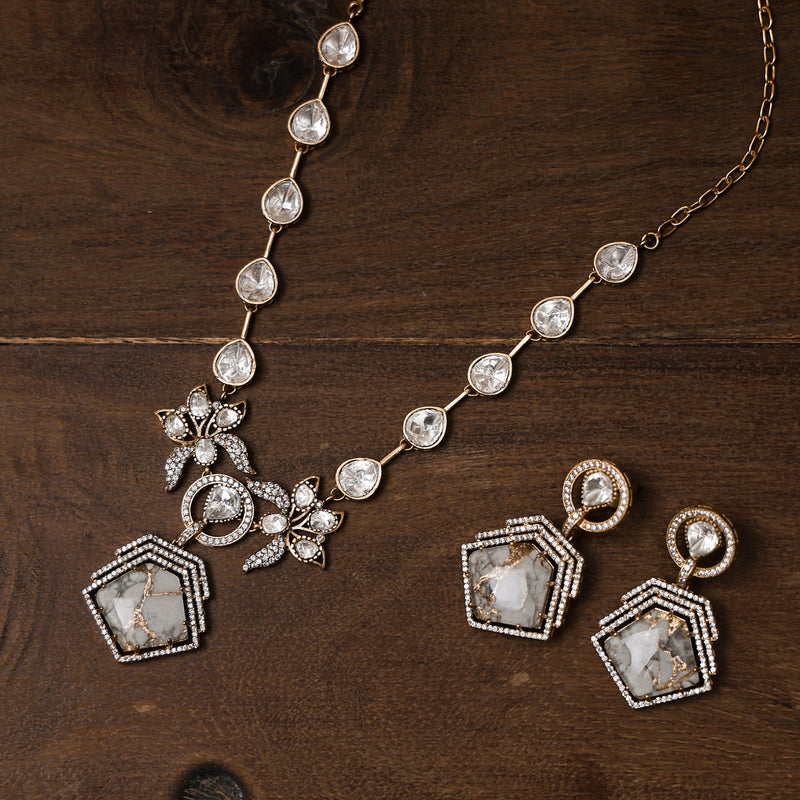 MDN1030- White Colour Gold Plated Faux Polki Pendant Set