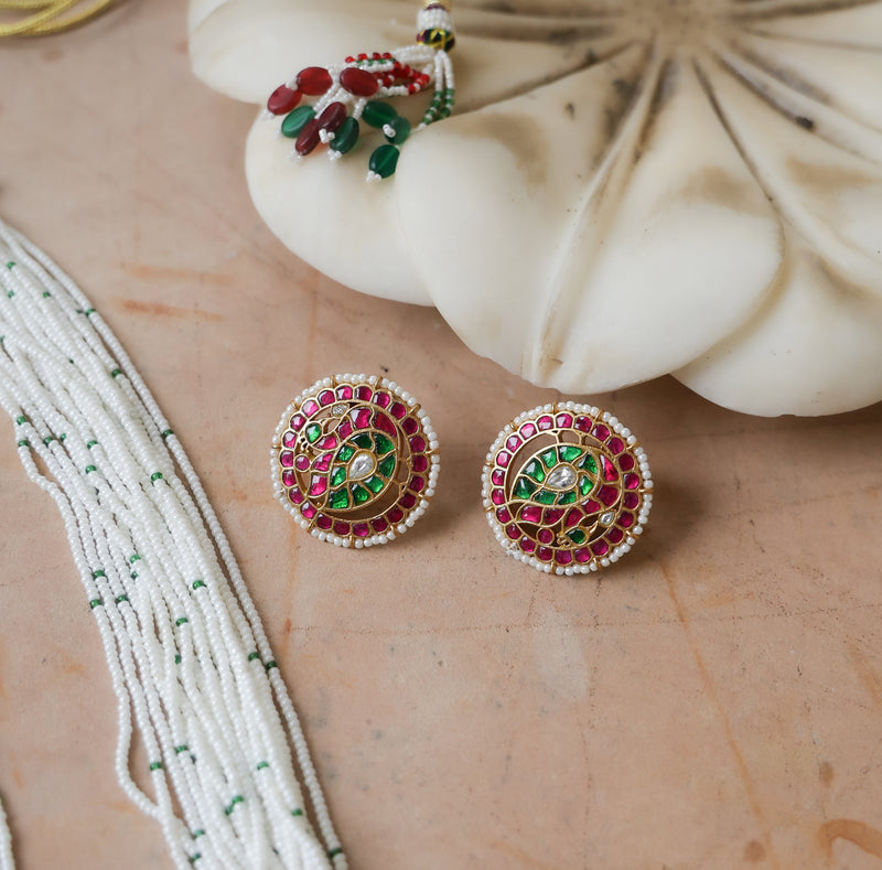 Green And Pink Colour Gold Plated Jadau Kundan Temple Pendant set