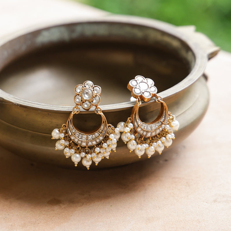 MDE748- White Colour Gold Plated Jadau Kundan Thappa Chandbali Earrings