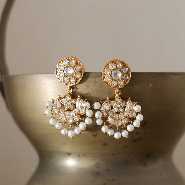 MDE722- White Colour Gold Plated Jadau Kundan Thappa Dangler Earrings