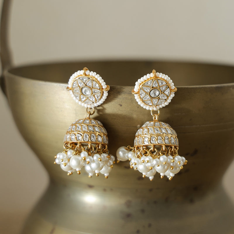 MDE1076-White Colour Gold Plated Jadau Kundan Thappa Jhumki Earrings