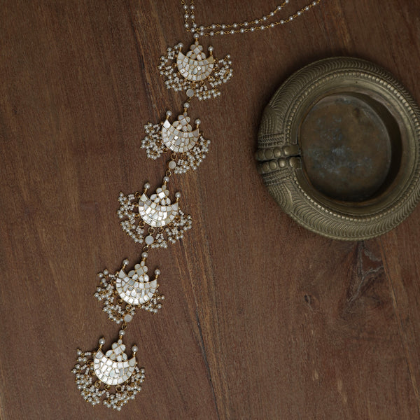 MDBR446- White Colour Gold Plated Mother Of Pearl Braid