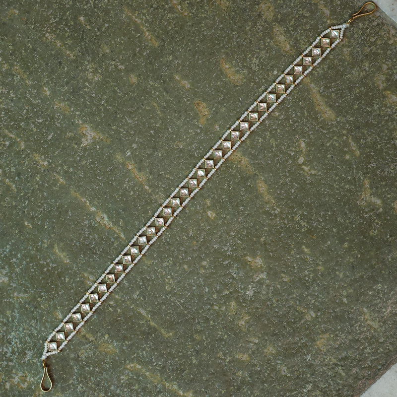 MDH886- White Colour Gold Plated Jadau Kundan Headband