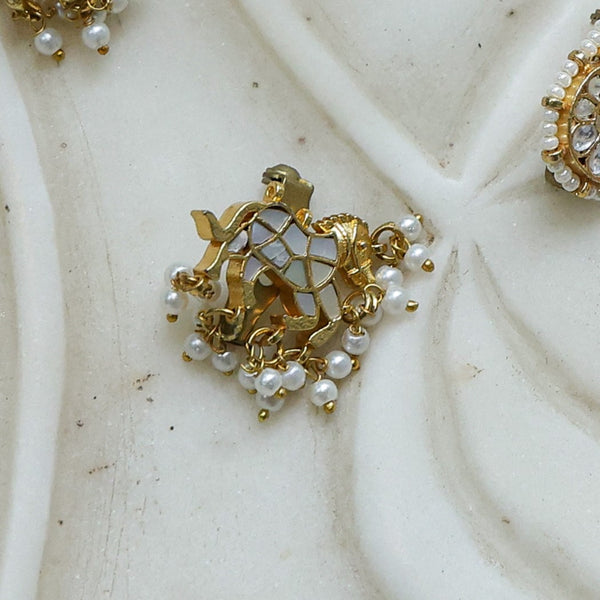 MDBU899- White Colour Gold Plated Mother Of Pearl Horse Motif Brooch