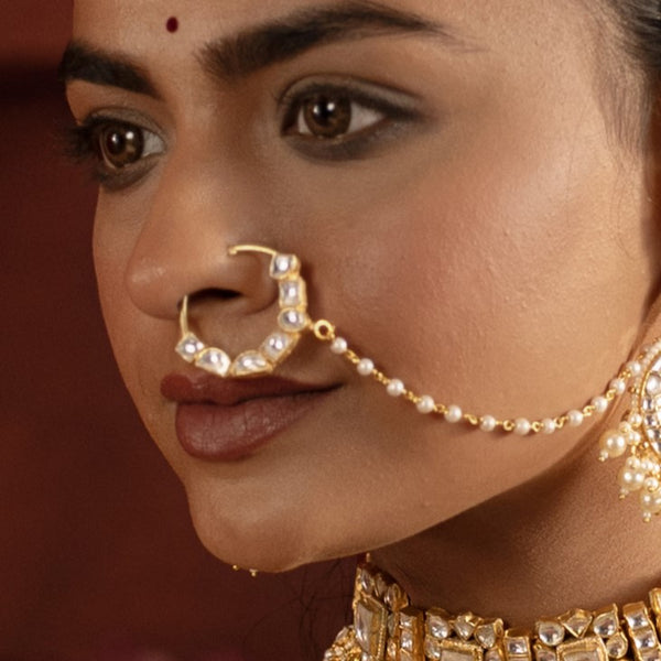 MDNA464- White Colour Gold Plated Jadau Kundan Nose Ring