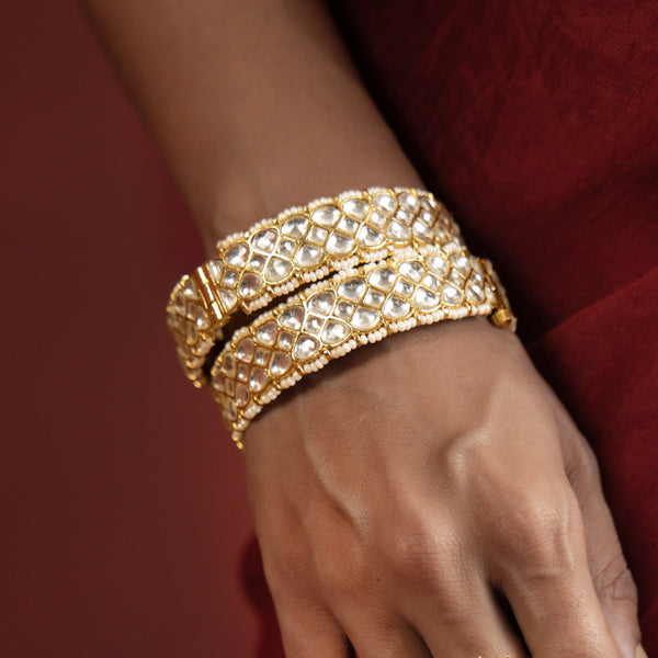 MDB914- White Colour Gold Plated Jadau Kundan Pan Payala Bangles