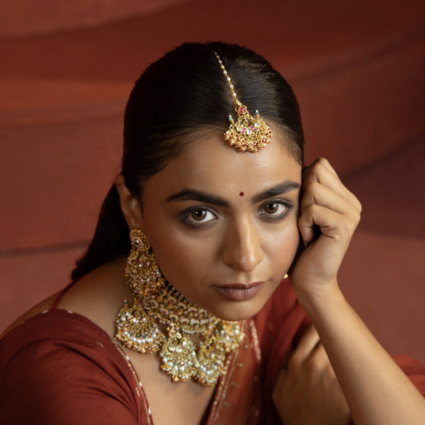 MDN913- Multi Colour Gold Plated Jadau Kundan Bridal Choker Set