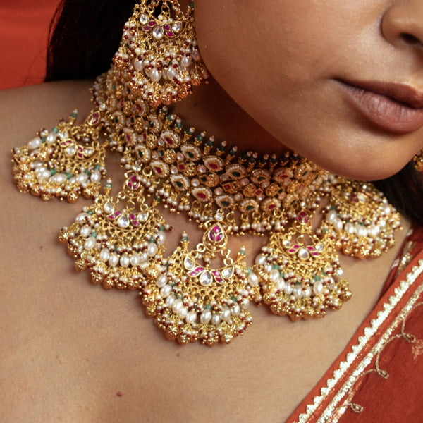 MDN913- Multi Colour Gold Plated Jadau Kundan Bridal Choker Set