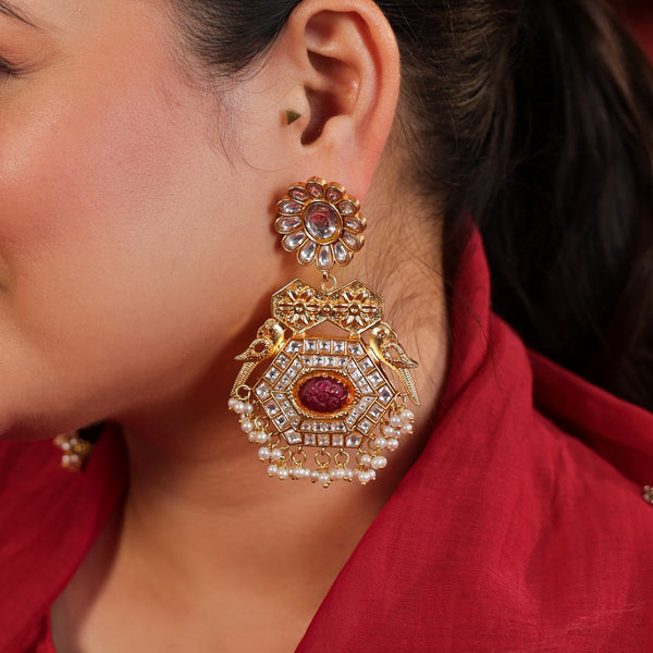MDE980- White and Red Colour Gold Plated Jadau Kundan Thappa Dangler Earrings