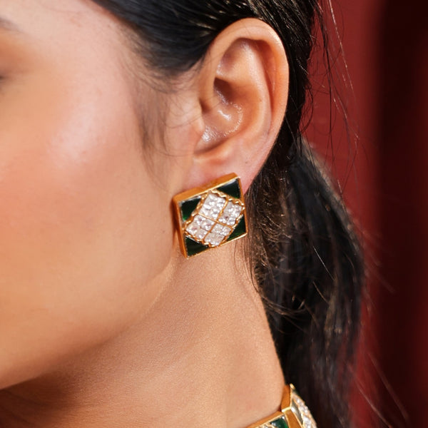 MDN939- Green and White Colour Gold Plated Jadau Kundan Thappa Choker Set