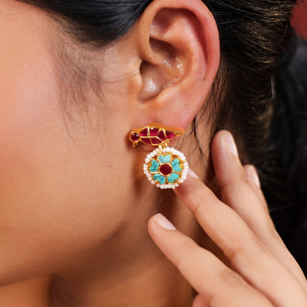 MDN932- Feroza and Red Colour Gold Plated Jadau Kundan Temple Pendant Set