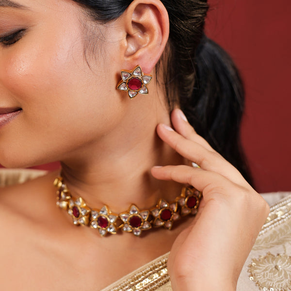 MDN933- White and Pink Colour Gold Plated Jadau Kundan Thappa Choker Set