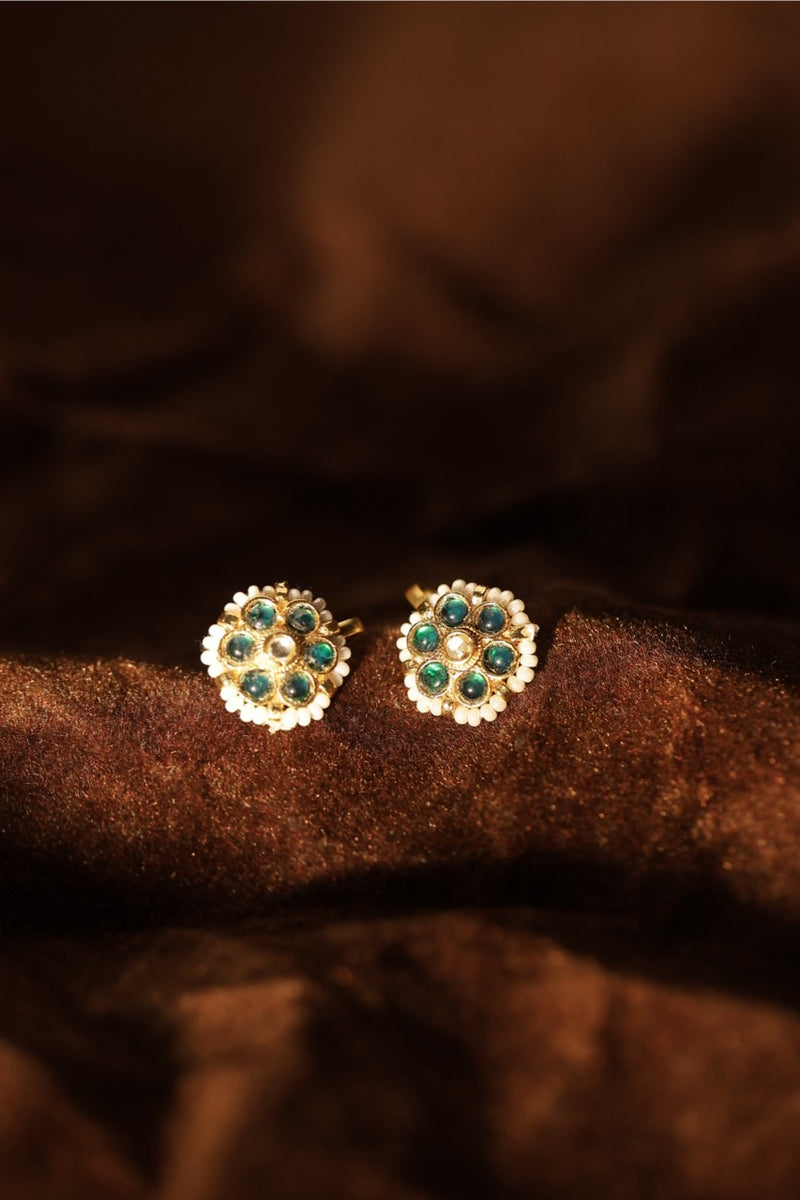 Red and Green Colour Gold Plated Jadau Kundan Flower Motif Earcuff (Bugadi)