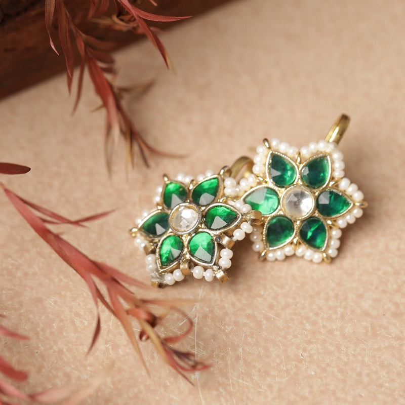 Green and White Colour Gold Plated Jadau Kundan Flower Motif Earcuff (Bugadi)
