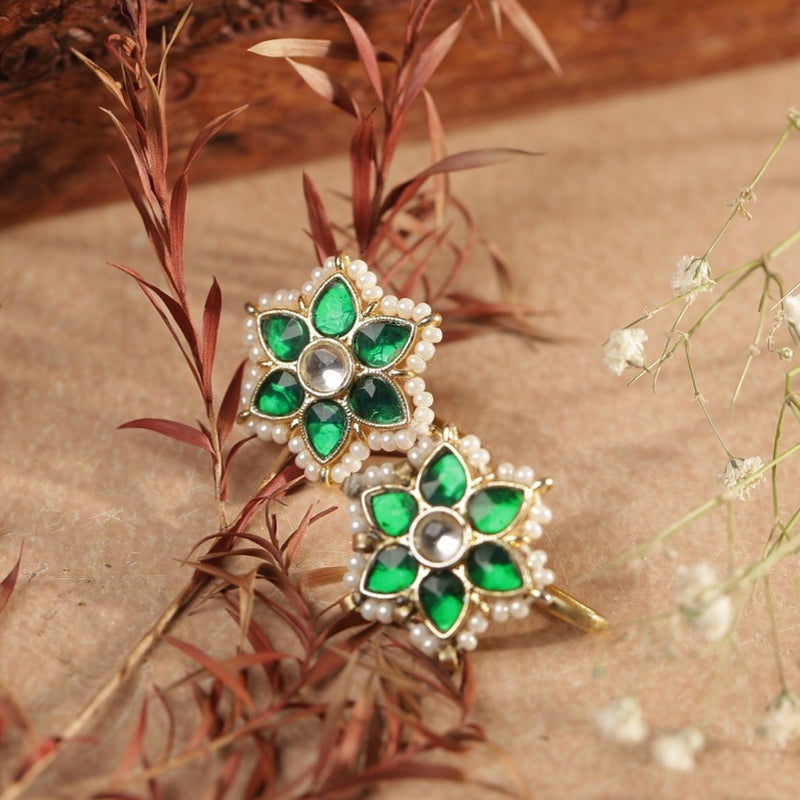 Green and White Colour Gold Plated Jadau Kundan Flower Motif Earcuff (Bugadi)