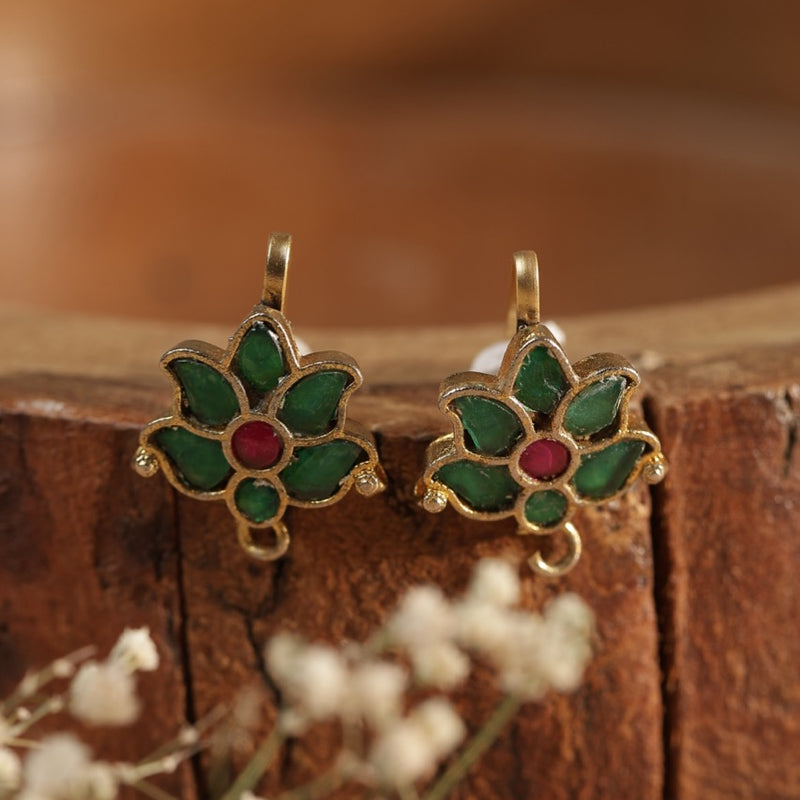 Green and Pink Colour Gold Plated Jadau Kundan Flower Motif Earcuff (Bugadi)