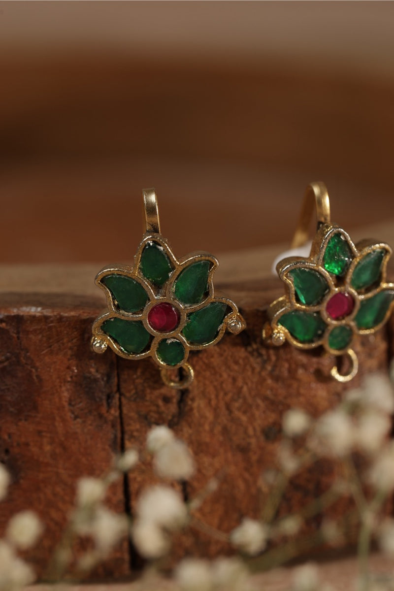 Green and Pink Colour Gold Plated Jadau Kundan Flower Motif Earcuff (Bugadi)