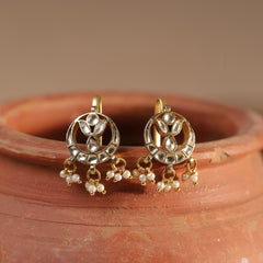 White Colour Gold Plated Jadau Kundan Earcuff (Bugadi)