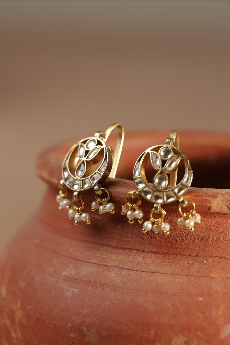White Colour Gold Plated Jadau Kundan Earcuff (Bugadi)