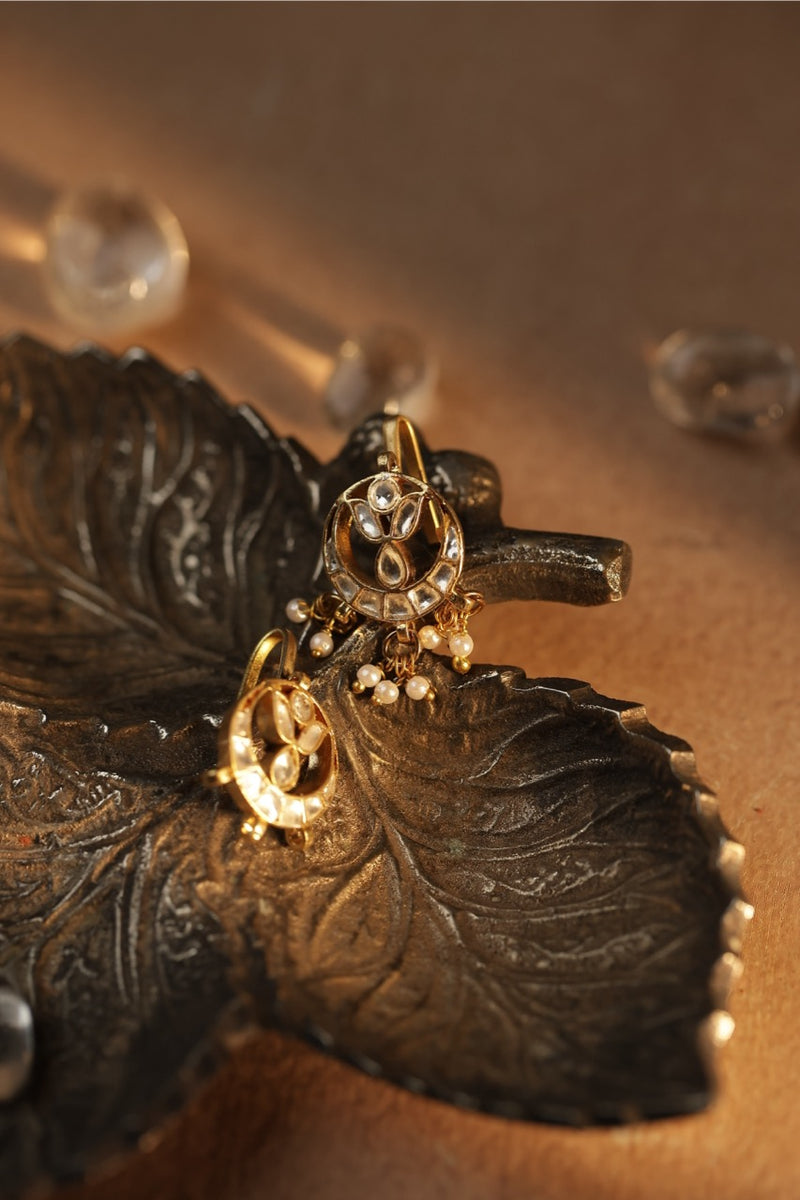 White Colour Gold Plated Jadau Kundan Earcuff (Bugadi)