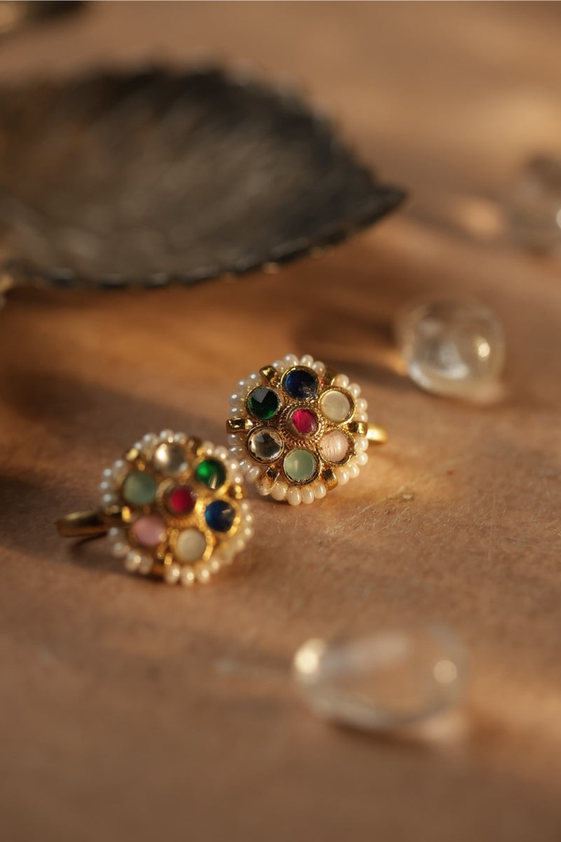 Multi Colour Gold Plated Jadau Kundan Flower Motif Earcuff (Bugadi)