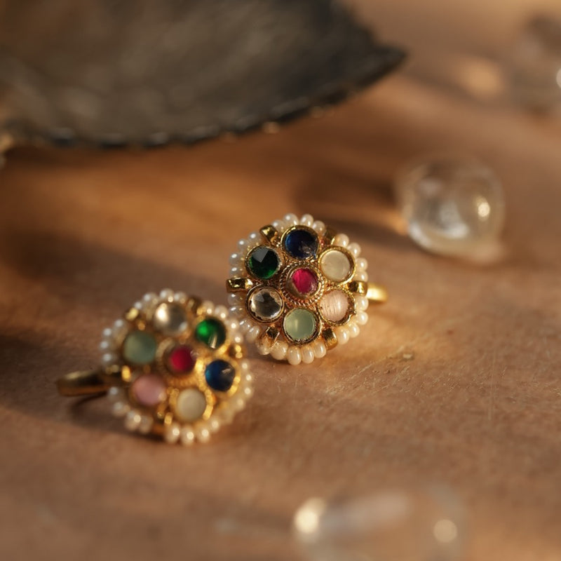 Multi Colour Gold Plated Jadau Kundan Flower Motif Earcuff (Bugadi)