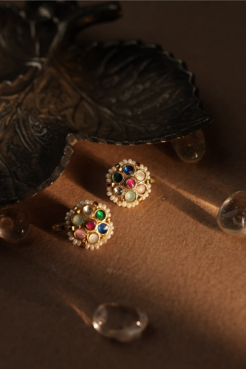 Multi Colour Gold Plated Jadau Kundan Flower Motif Earcuff (Bugadi)
