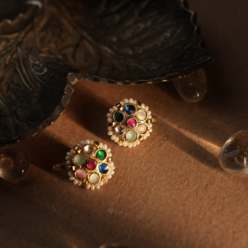 Multi Colour Gold Plated Jadau Kundan Flower Motif Earcuff (Bugadi)