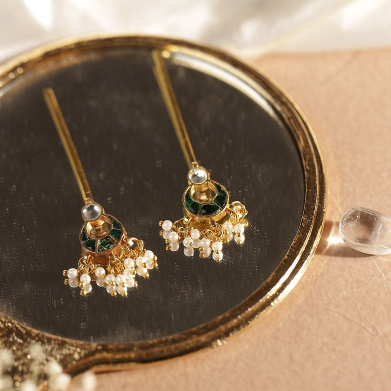 Green and White Colour Gold Plated Jadau Kundan Earcuff (Bugadi)