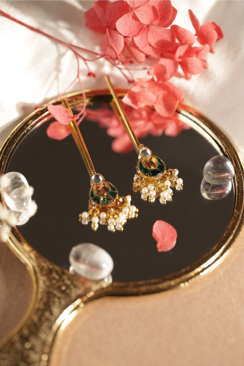 Green and White Colour Gold Plated Jadau Kundan Earcuff (Bugadi)