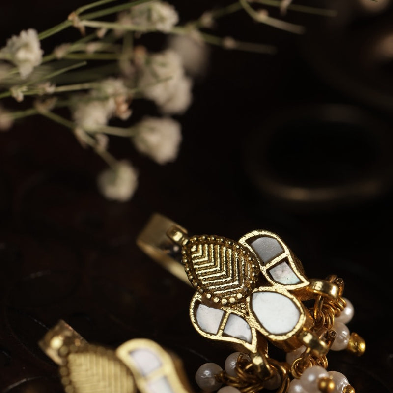 White Colour Gold Plated Mother of Pearl Earcuff (Bugadi)