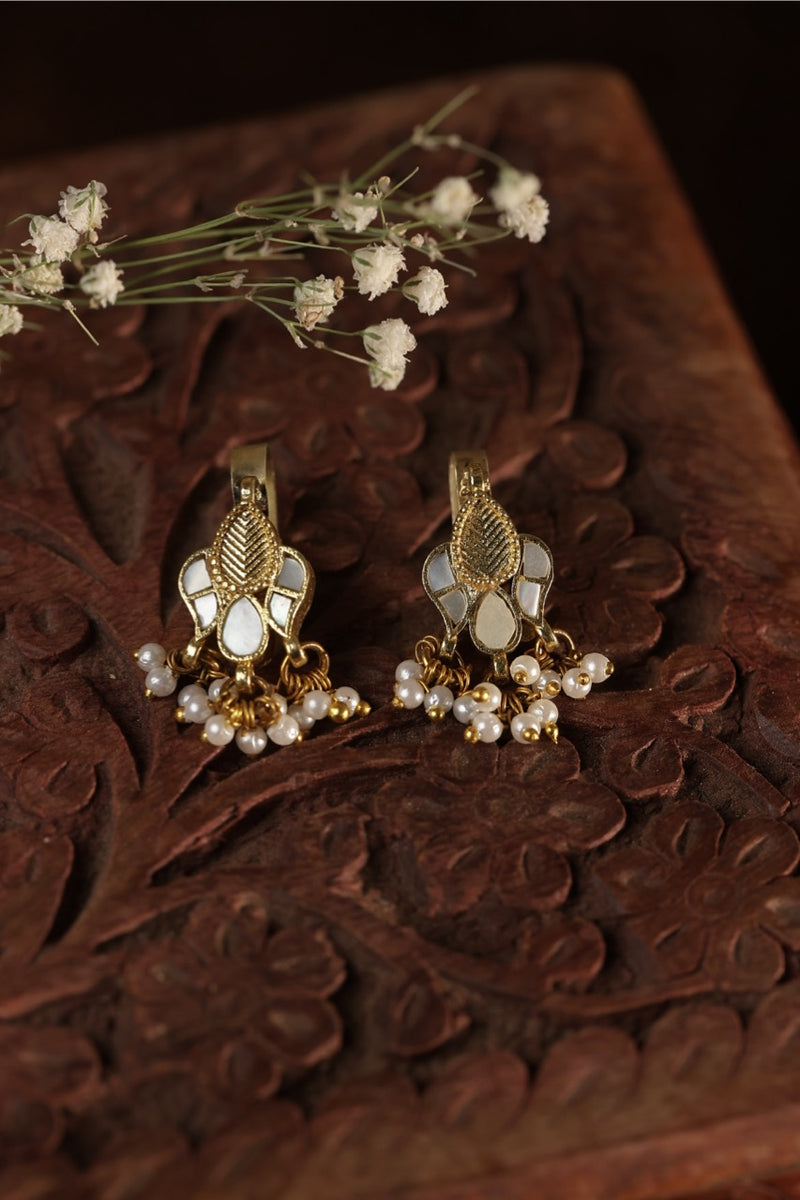 White Colour Gold Plated Mother of Pearl Earcuff (Bugadi)