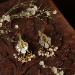 White Colour Gold Plated Mother of Pearl Earcuff (Bugadi)