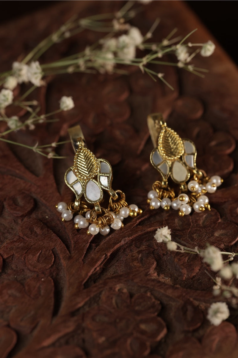 White Colour Gold Plated Mother of Pearl Earcuff (Bugadi)