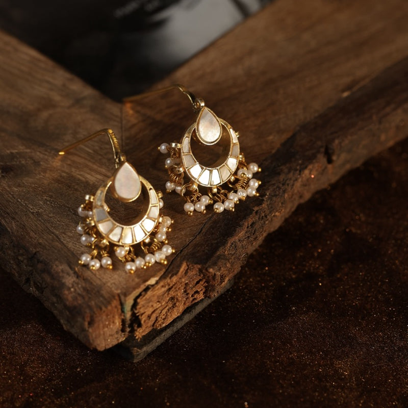 White Colour Gold Plated Mother of Pearl Earcuff (Bugadi)
