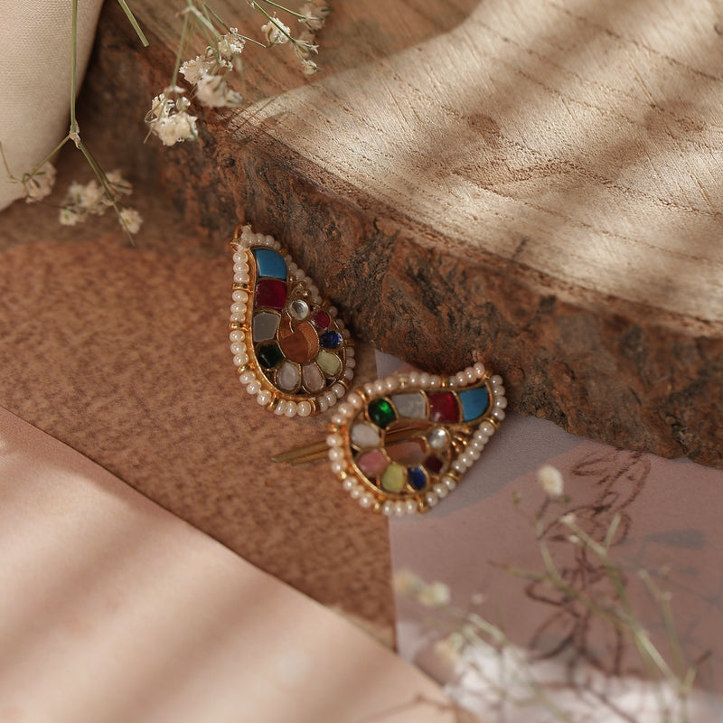 Multi Colour Gold Plated Jadau Kundan Earcuff (Bugadi)