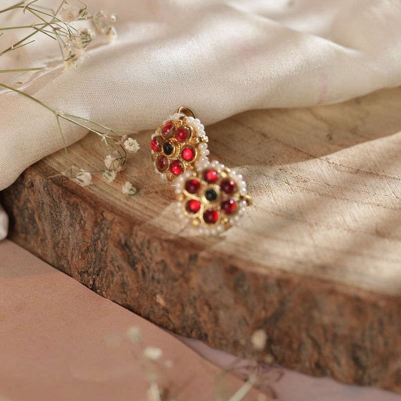 Red and Green Colour Gold Plated Jadau Kundan Flower Motif Earcuff (Bugadi)