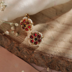 Red and Green Colour Gold Plated Jadau Kundan Flower Motif Earcuff (Bugadi)