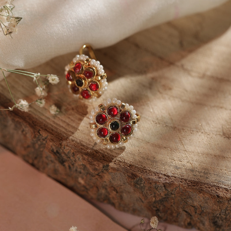 Red and Green Colour Gold Plated Jadau Kundan Flower Motif Earcuff (Bugadi)