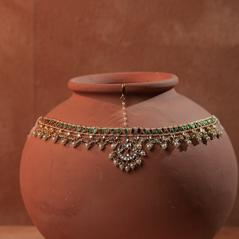 Green and White Colour Gold Plated Jadau Kundan Mathapatti