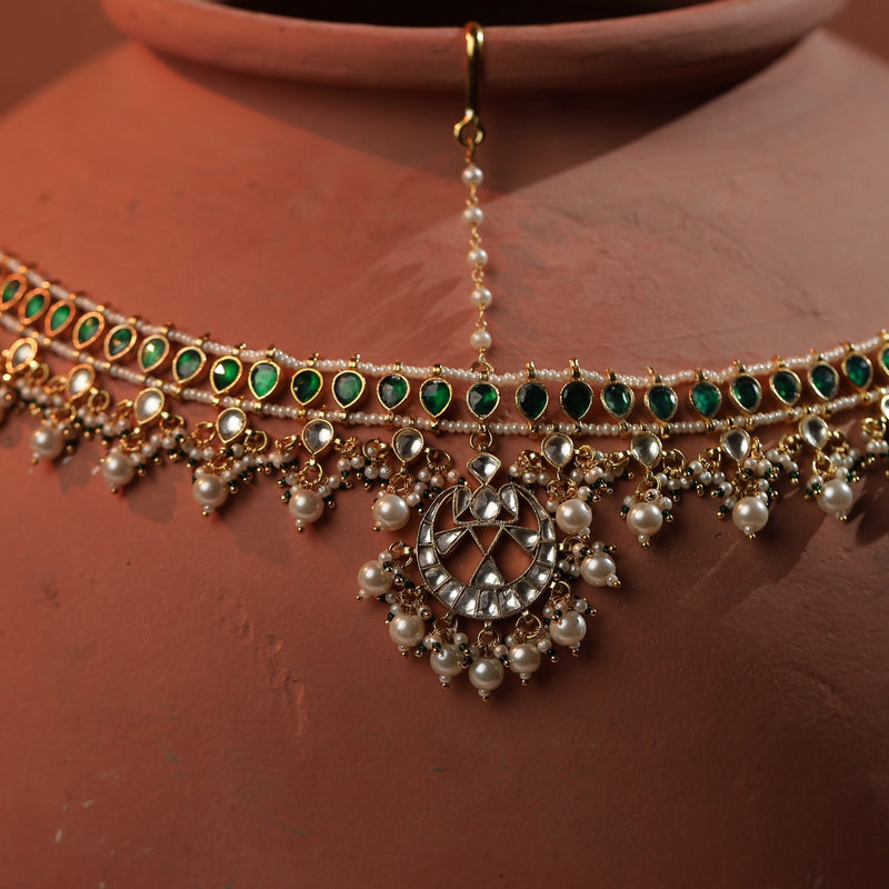 Green and White Colour Gold Plated Jadau Kundan Mathapatti