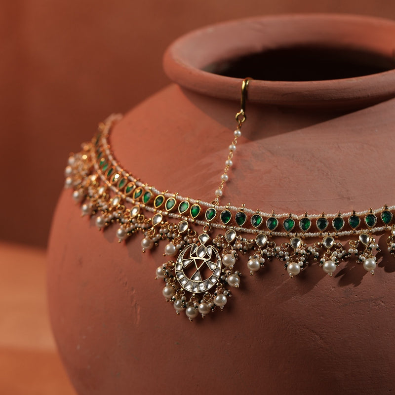 Green and White Colour Gold Plated Jadau Kundan Mathapatti
