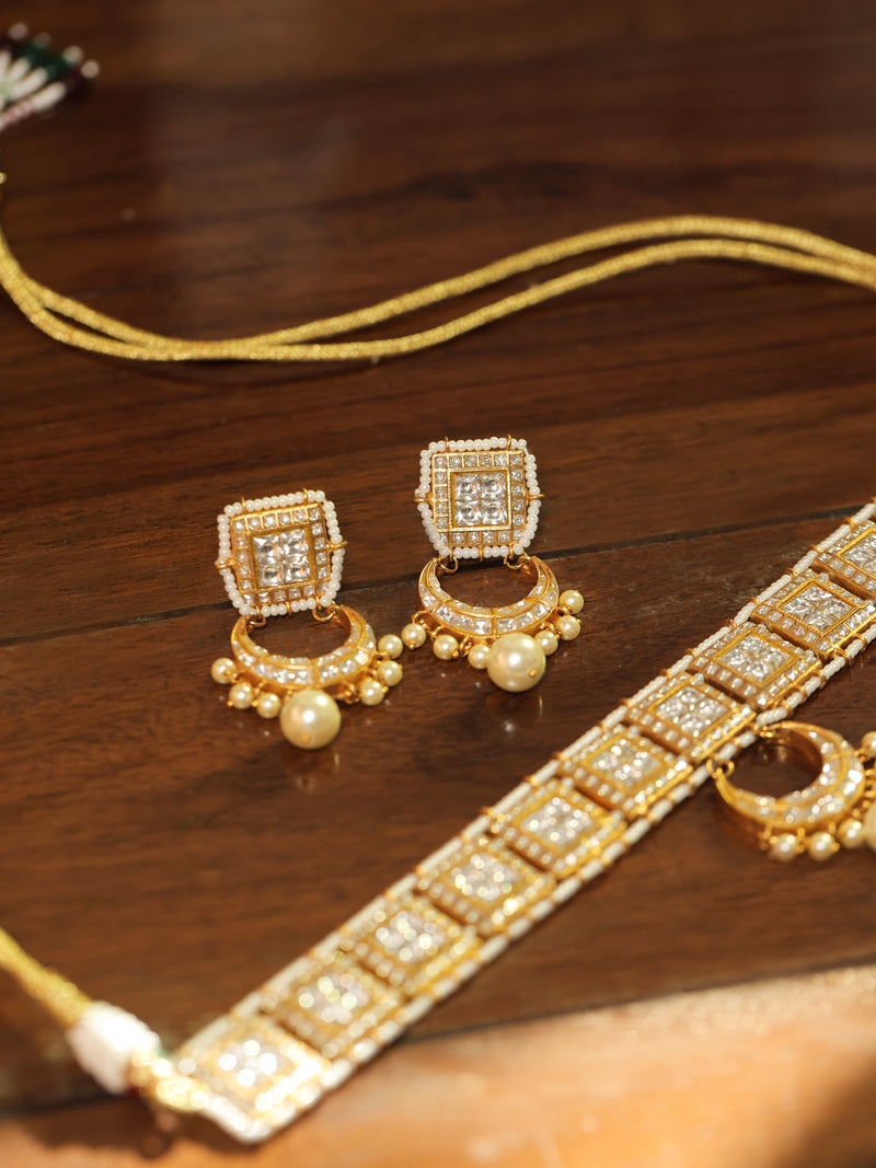 White Colour Gold Plated Thappa Jadau Kundan Choker Set