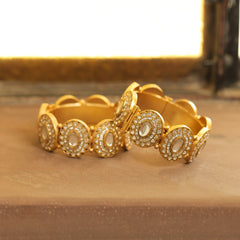 MDB356- White Colour Gold Plated Jadau Kundan Thappa Bangle