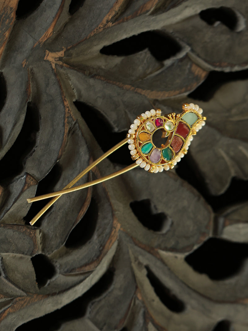 White Colour Gold Plated Jadau Kundan Peacock Motif Juda Pin