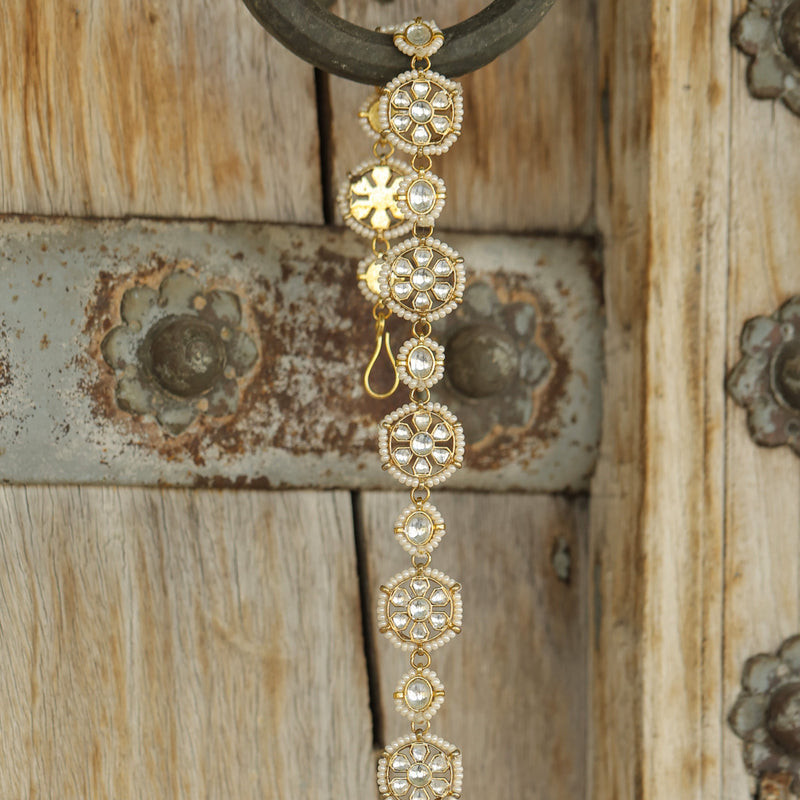 MDH352- White Colour Gold Plated Jadau Kundan Headband